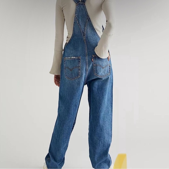 Levi's Vintage-style Overalls - Picture 3 of 4